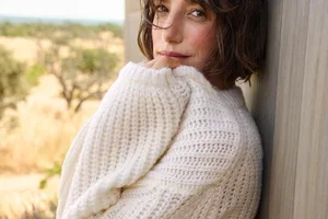 Jetzt einkuscheln: 20€ und gratis Versand auf Ihre neuen Strickfavoriten.
