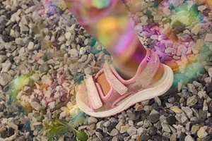 Last chance! 25% off sandals ends tonight